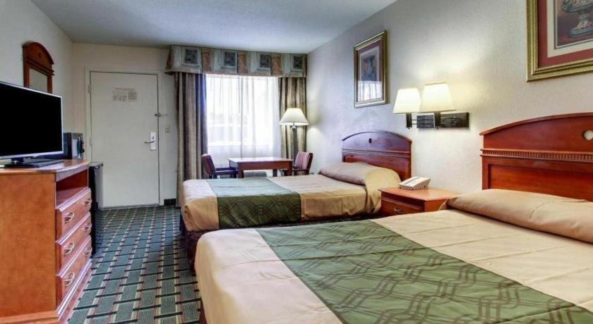 Econo Lodge Меридиан Экстерьер фото